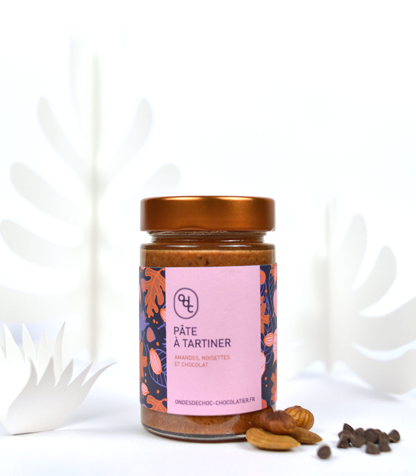 Pâte à tartiner amandes noisettes et chocolat